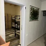 Hostal H Tirana