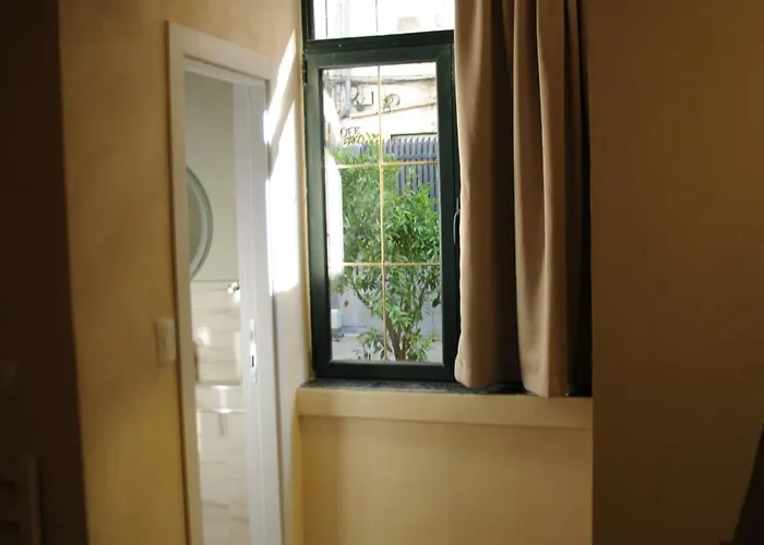 H Auberge de jeunesse *